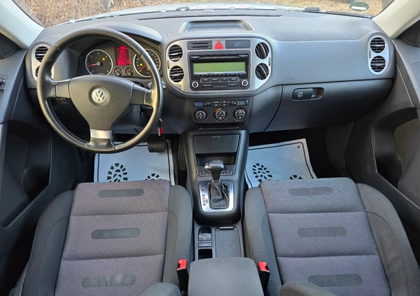 Volkswagen Tiguan cena 33999 przebieg: 242435, rok produkcji 2008 z Pyskowice małe 407